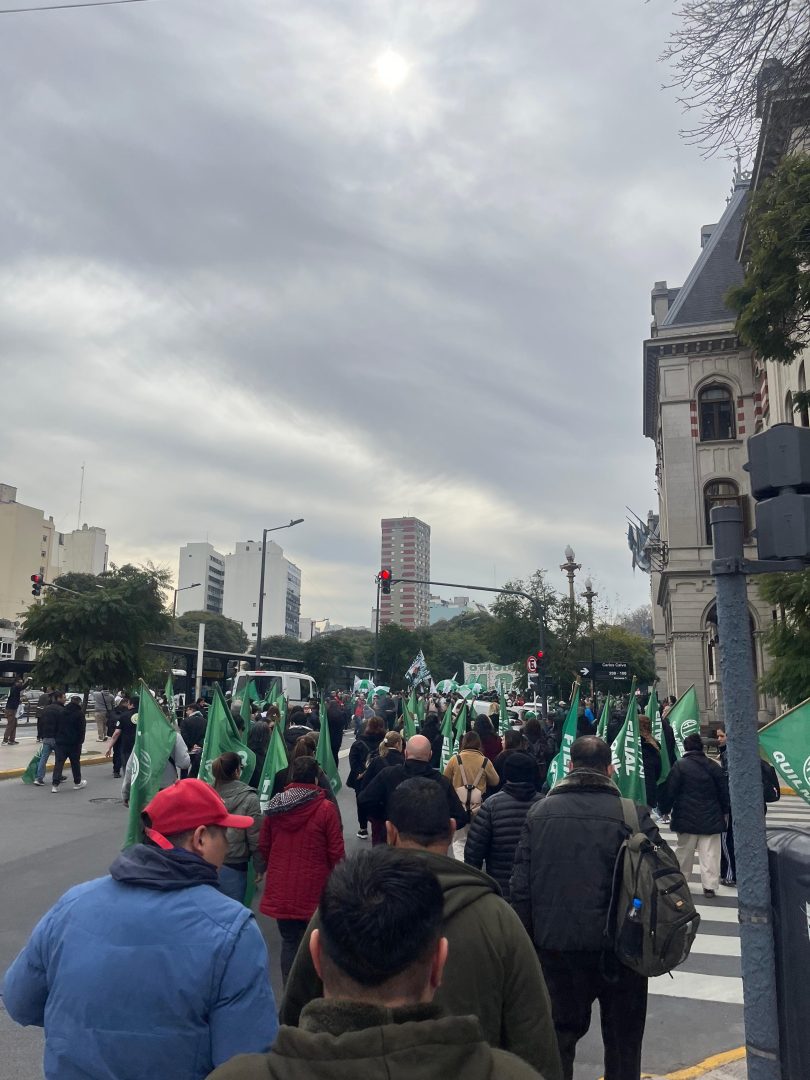 ✊ POR EL DERECHO A VIVIR DEL TRABAJO, SIN DEUDAS NI USURA — foto 32